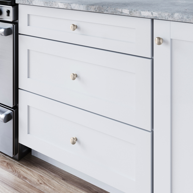 Regent's Park Cumberland Knob 1 1/4 Inch Brushed Satin Nickel TK3090BSN